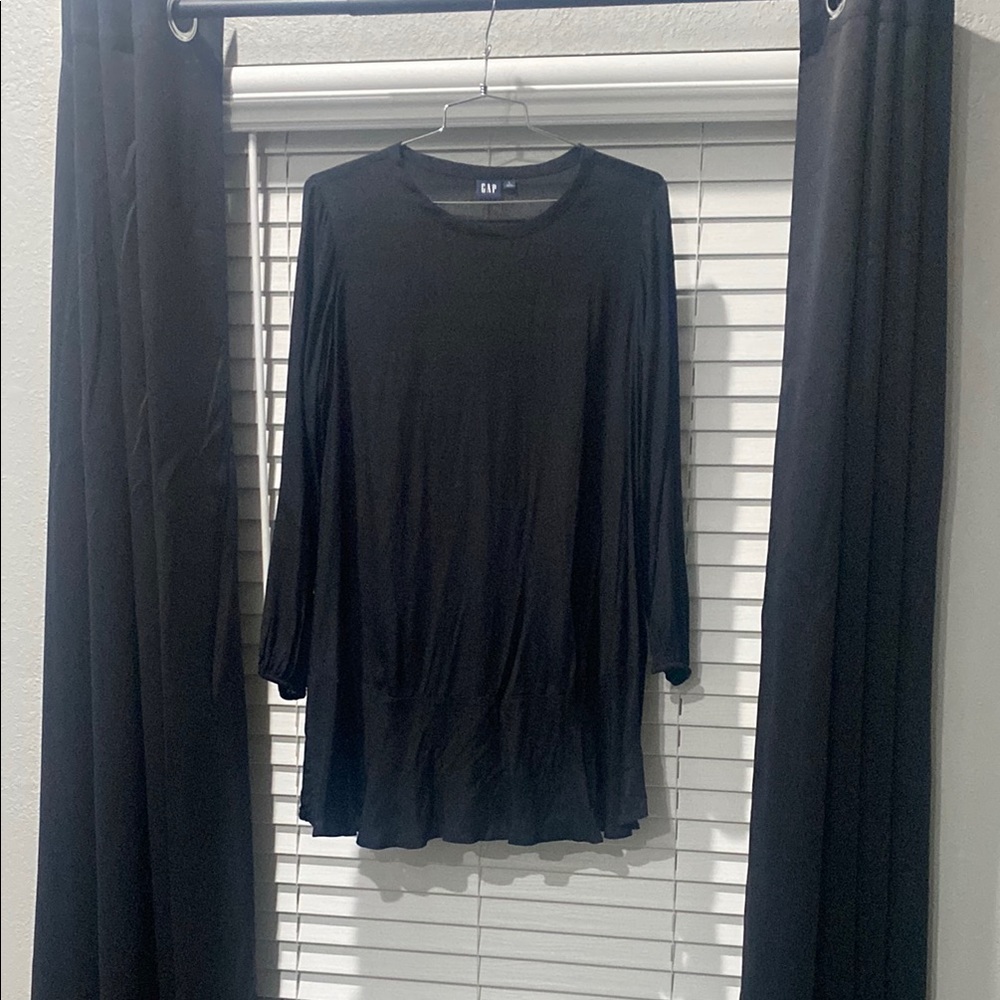 GAP Classic Black Long Sleeve Shirt